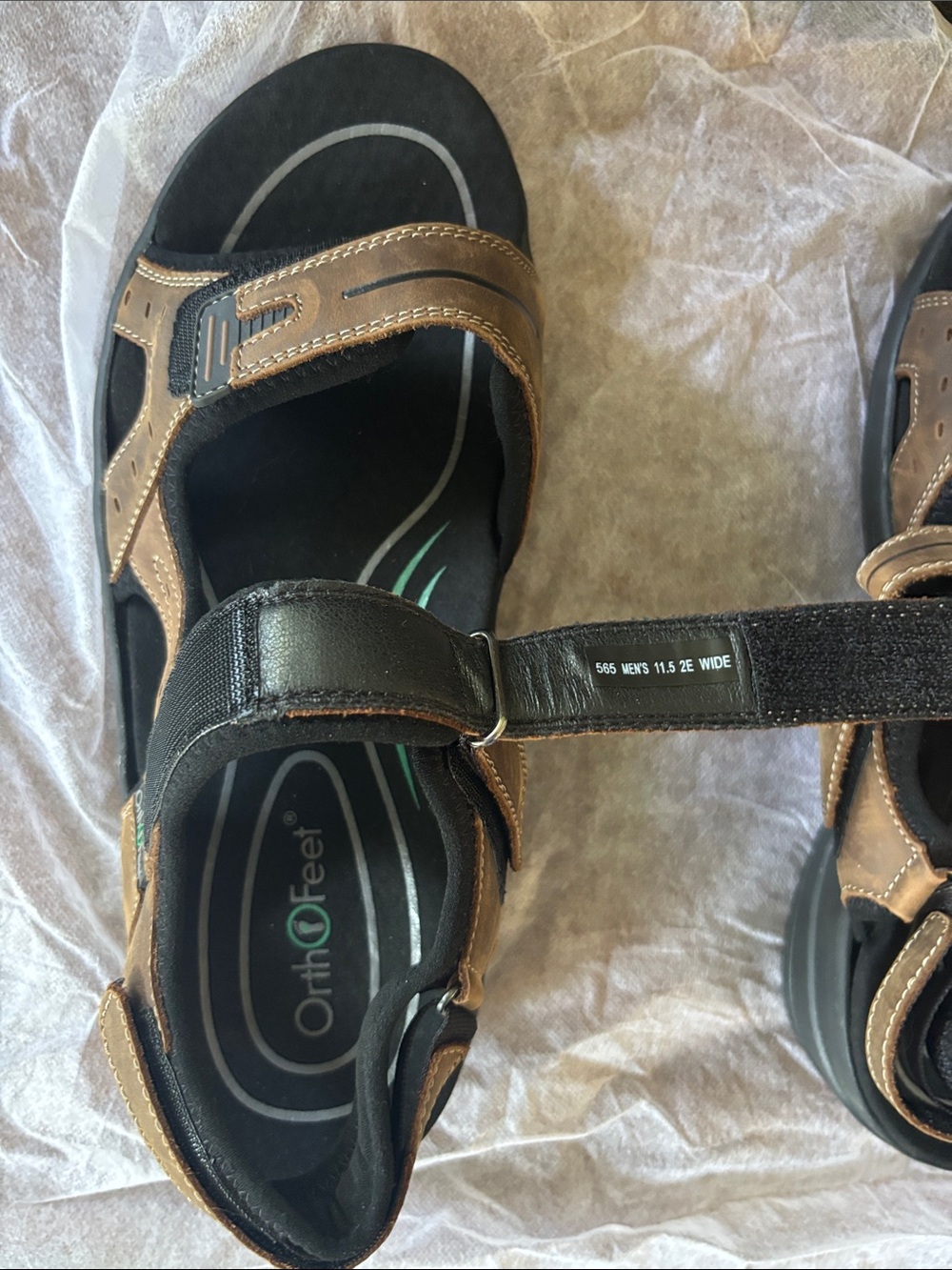 Orthofeet Men's Brown Leather Adjustable Comfort Sandals - Picture 4 of 5